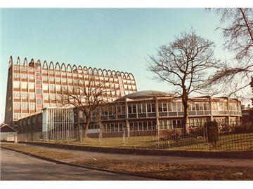 Manchester Metropolitan University 曼徹斯特城市大學(xué)