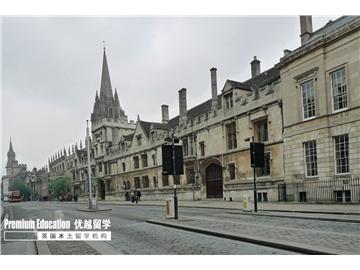 英國留學(xué)一年費(fèi)用，讀本科要讀幾年