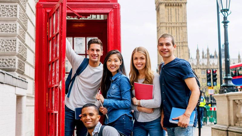 【英國高中留學(xué)】英國高中和國內(nèi)高中相比，有哪些區(qū)別？